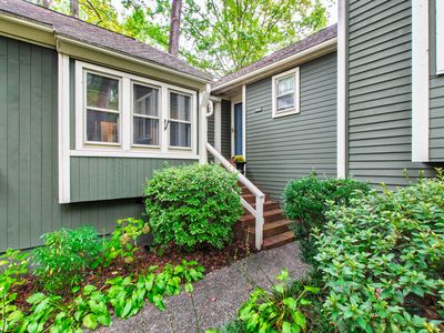 1717 Falls Church Rd, Raleigh, NC, 27609