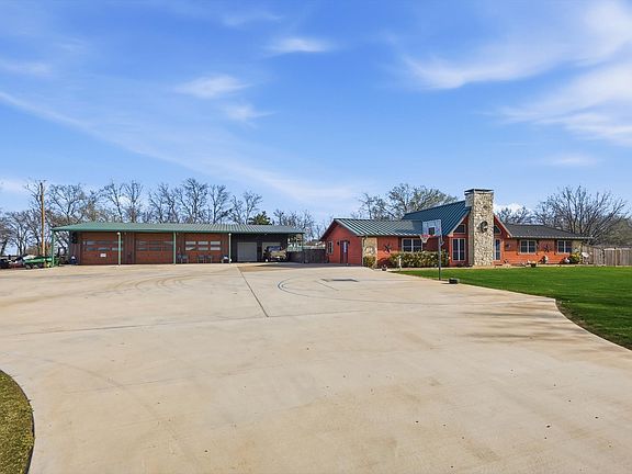 2nd image of 5355 Hoehn Rd