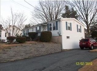 6 Benson St, Worcester, MA 01604