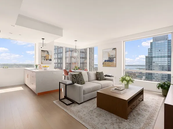 1 City Point APT 43H, Brooklyn, NY 11201