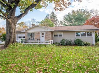 49 Orchardview St, West Springfield, MA 01089