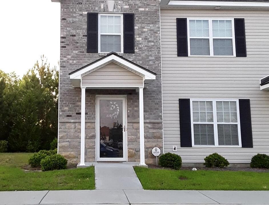 1st image of 124 A Chandler Dr