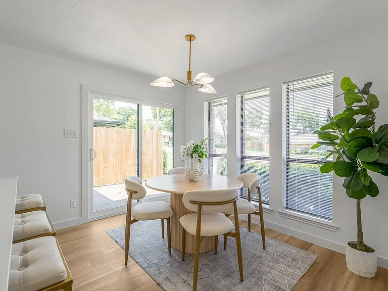 306 Bardfield Ave #306 — Photo 6