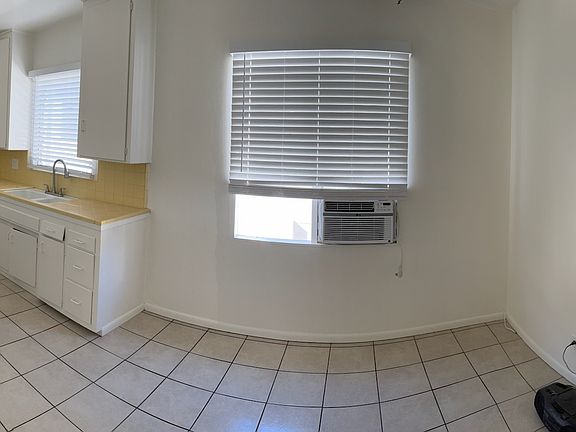 3rd image of 3554 Mentone Ave APT 5