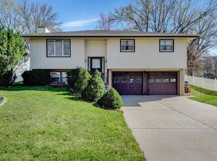 2611 Winchester N, Lincoln, NE 68512