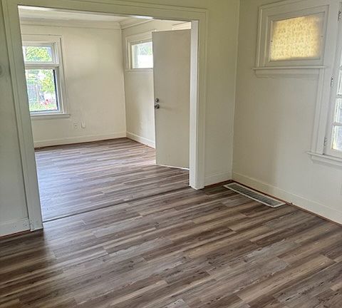 5th image of 3211 W 82nd St APT A