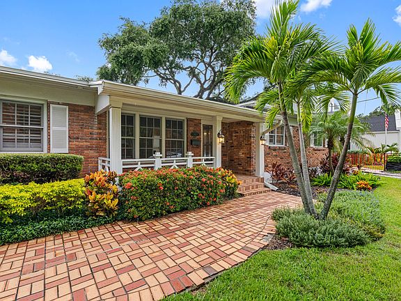 25-web-or-mls-611 Riviera Dr, Tampa, FL-35_09052024
