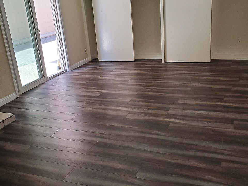 2nd image of 7111 Woodley Ave APT 4