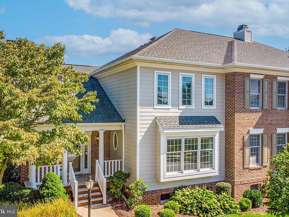 1st image of 598 Cricket Ln