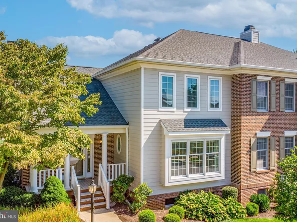 598 Cricket Ln, Downingtown, PA 19335