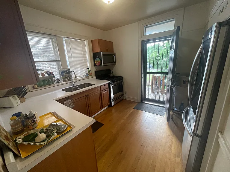 6428 S Langley Ave #4 — Photo 15