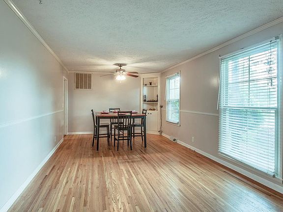 5th image of 2027 Obrien Dr