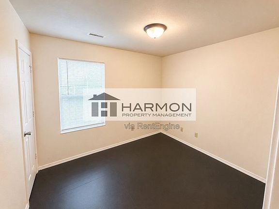 5th image of 2363 N Garland Ave
