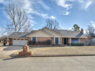724 N Edgewood Ter, Mustang, OK 73064