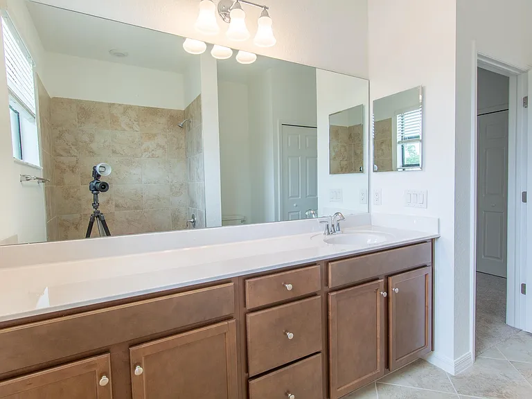 20457 Lagente Cir — Photo 16