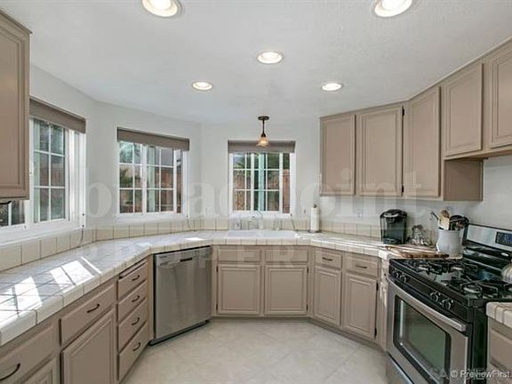 3rd image of 2175 Villa Sonoma Gln