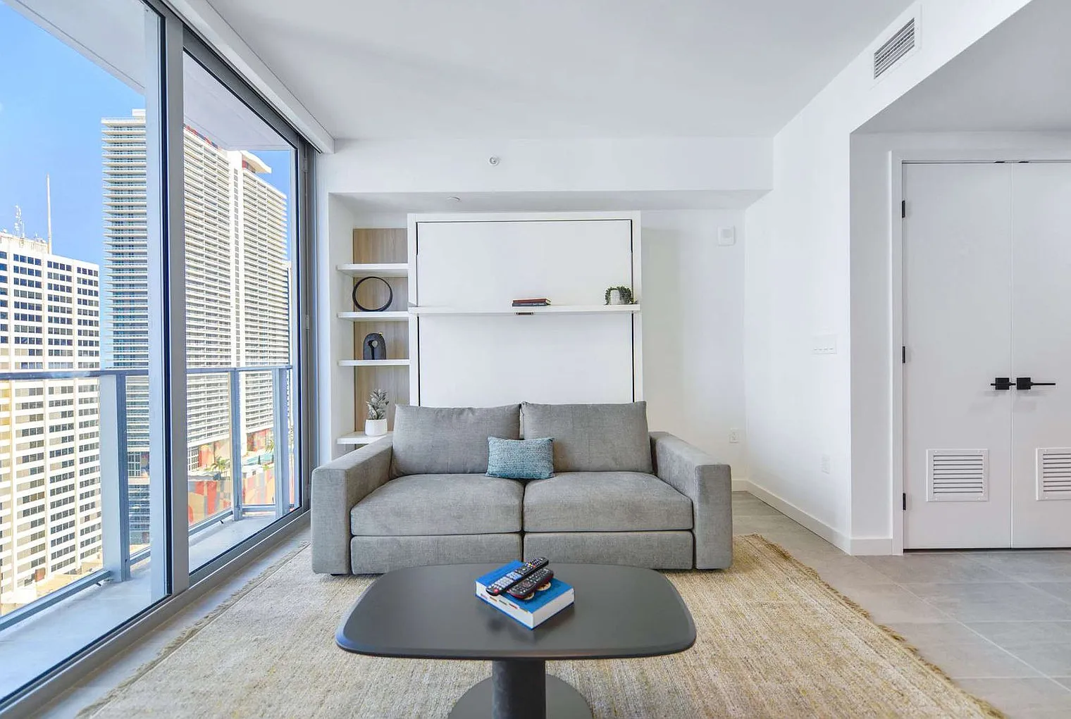 Studio, 1.0 bath, 441 sqft, $2,472 — Photo 3