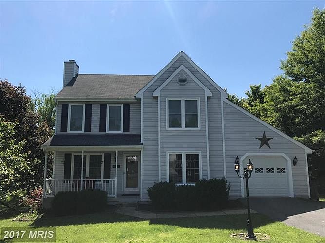 1st image of 114 Etnam St