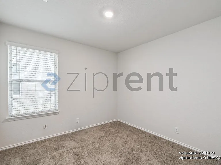 113 Chipping Aly — Photo 26