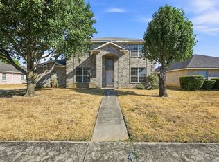 467 Orchard Hill Dr, Cedar Hill, TX 75104