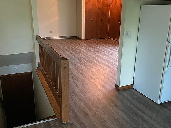 3rd image of 2291-2293 White Oak Trl #2291