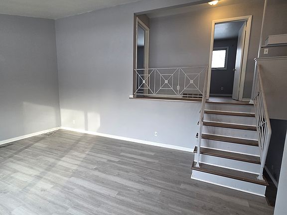 5th image of 5702 Oxley Dr