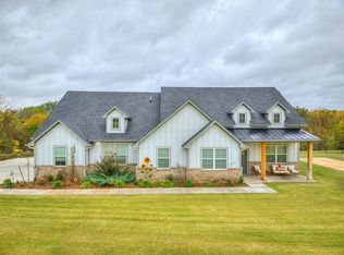 12101 Memory Ln, Edmond, OK 73025