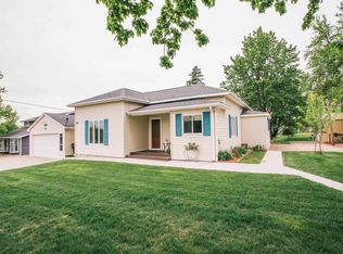 208 W Miller St, Greenwood, WI 54437