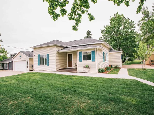 208 West MILLER STREET, Greenwood, WI 54437