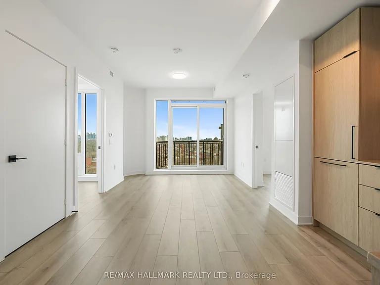 1185 Dupont St #627 — Photo 8