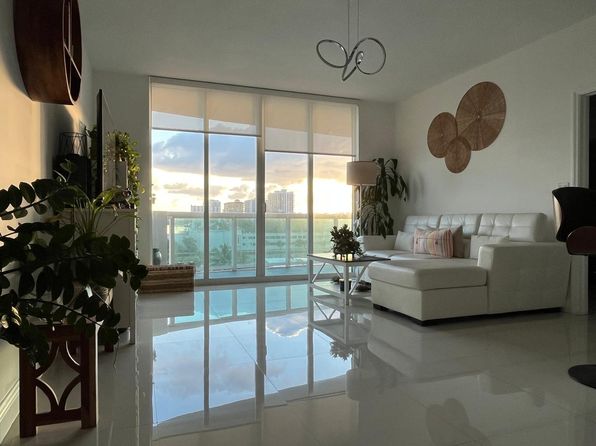 7910 Harbor Island Dr APT 608