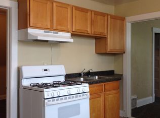 1927 E Hillcrest Ave, Milwaukee, WI 53207