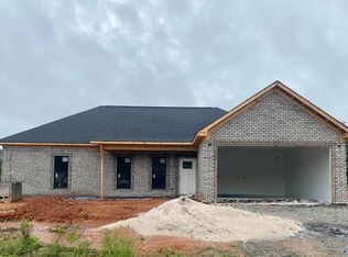 11194 Percy Dr, Tanner, AL 35671