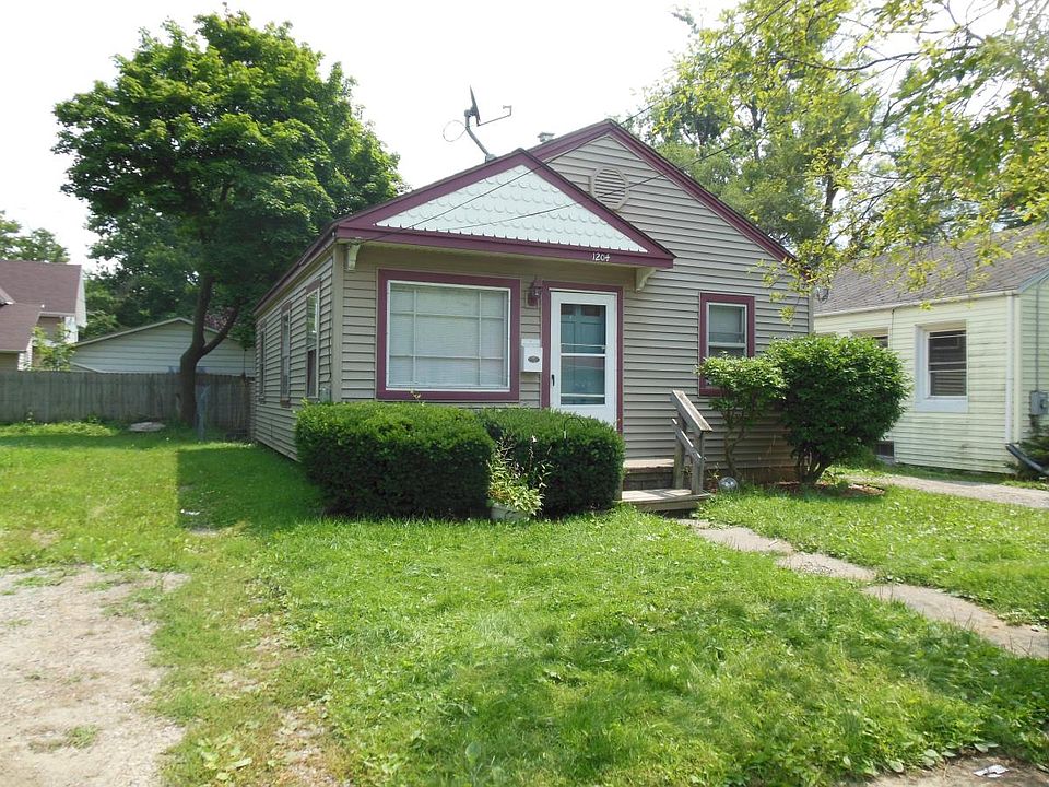 1st image of 1204 Cawood St