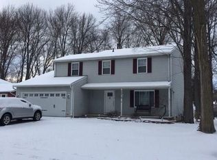 26916 Greenbrooke Dr, Olmsted Township, OH 44138