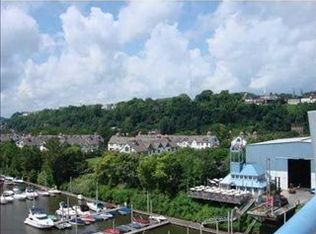 30 Waterfront Dr, Pittsburgh, PA 15222