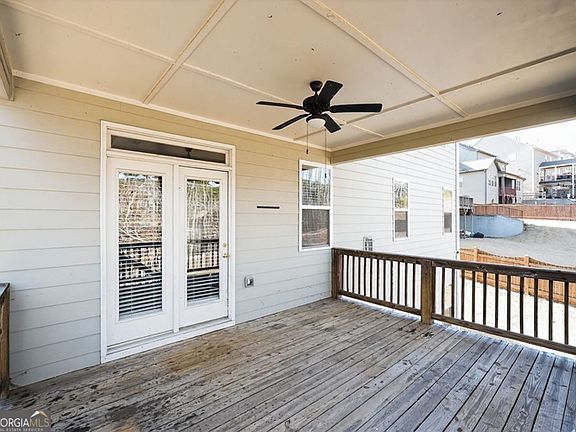 5th image of 123 Tea Rose Ln