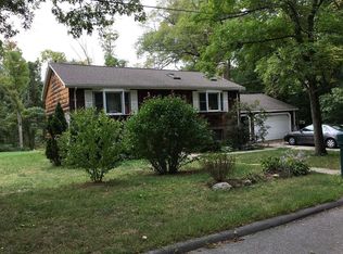 47 W Division St, Holbrook, MA 02343
