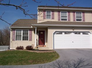 338 Monroe St, Denver, PA 17517