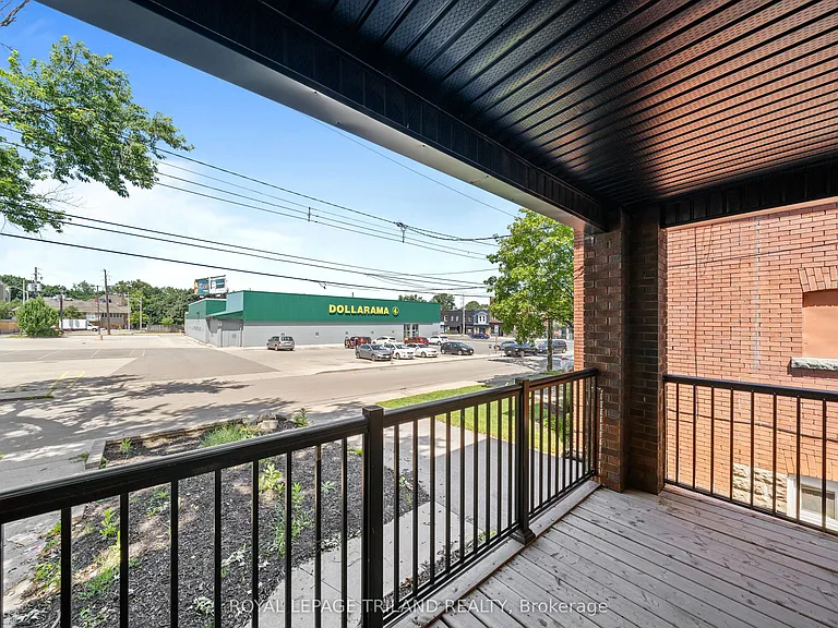15 Balmoral Ave S #4 — Photo 18
