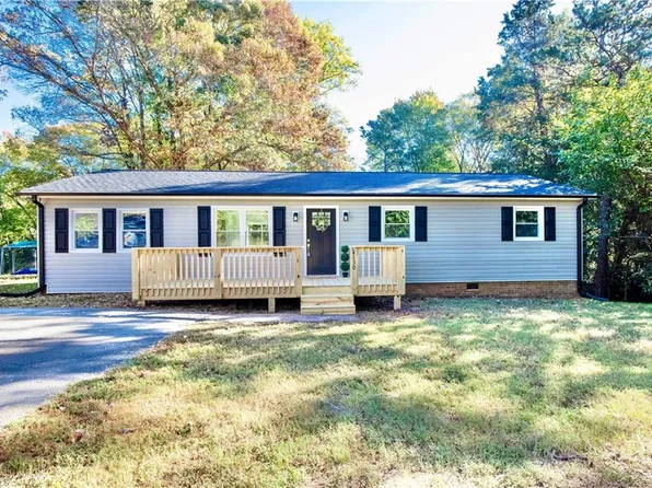 4130 Pointer Ln, Sophia, NC 27350