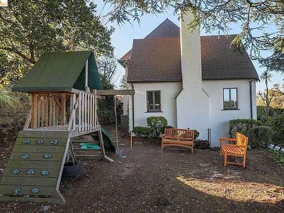 4th image of 6344 Snake Rd