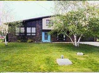 1236 Orville Ct, Northwood, OH 43619
