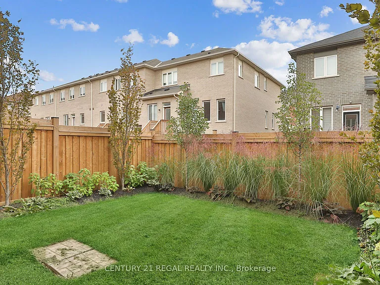 472 George Ryan Ave — Photo 26