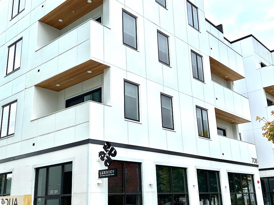 1st image of 708 Randolph St #203