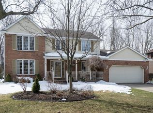 65 Plantation Ct, East Amherst, NY 14051