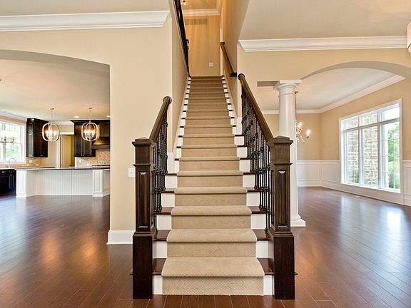 5th image of 2710 Deseret Dr