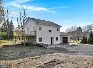 1408 Bunting St, Pottsville, PA 17901