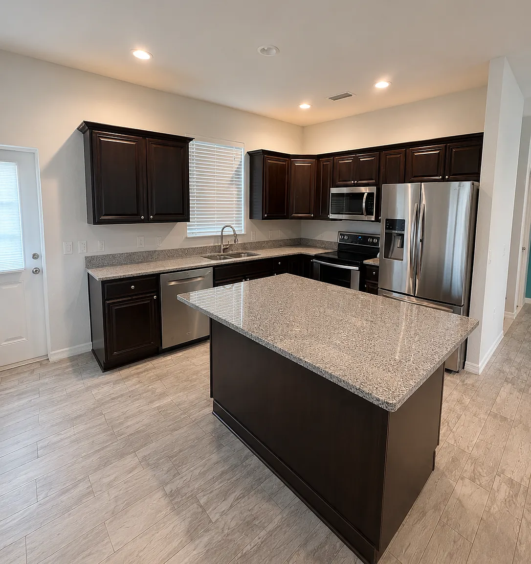 3 bed, 1188 sqft, $750 — Photo 4