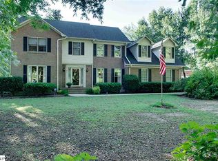 101 Shadowood Dr, Simpsonville, SC 29681